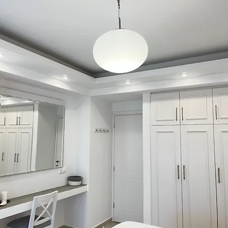 Bj House Daire İskados