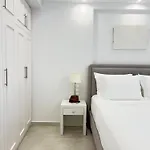 Bj House